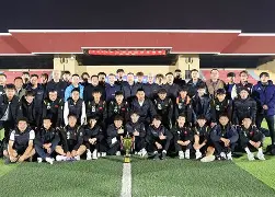 山西队攻守转换迅速(山西队比赛)