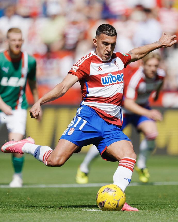 包含洛杉矶FC美职联战胜洛杉矶银河，贝拉建功的词条